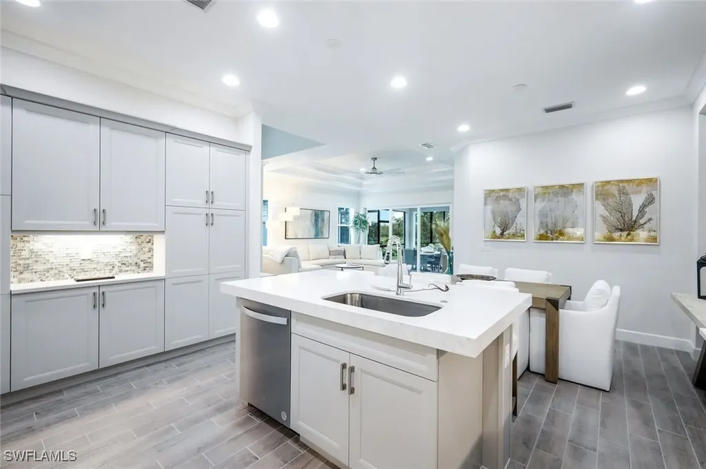 6875 Saona Court Naples FL 34113
