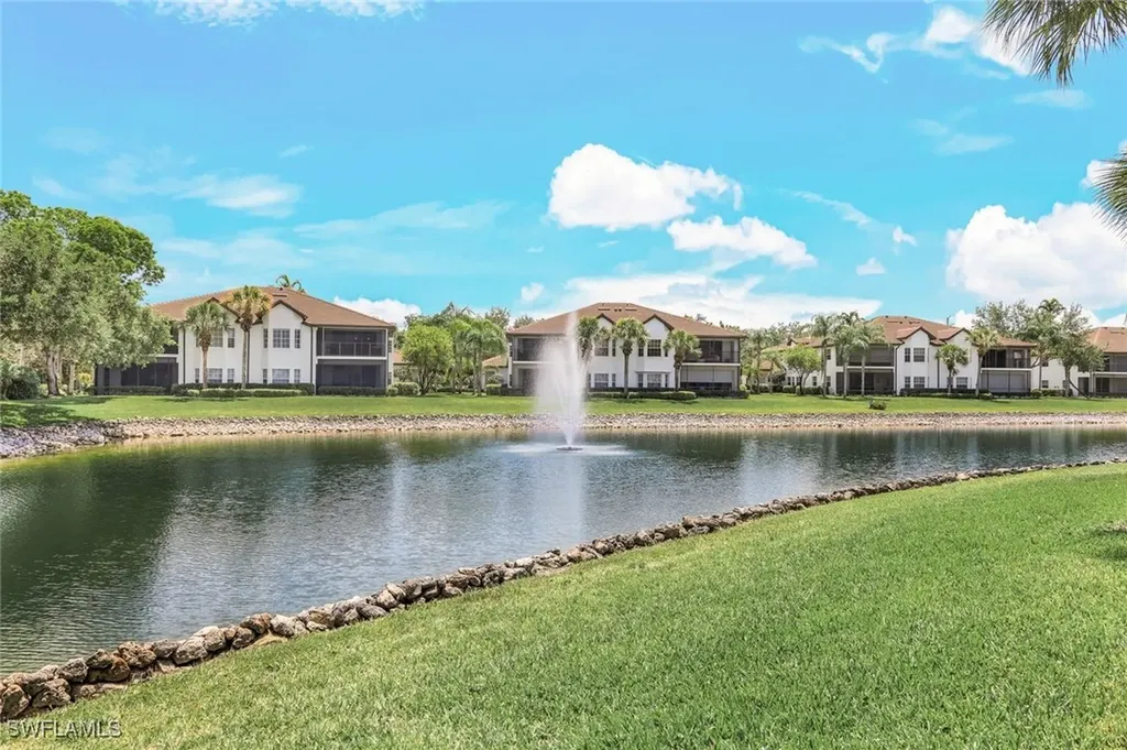 4728 Stratford Court Naples FL 34105