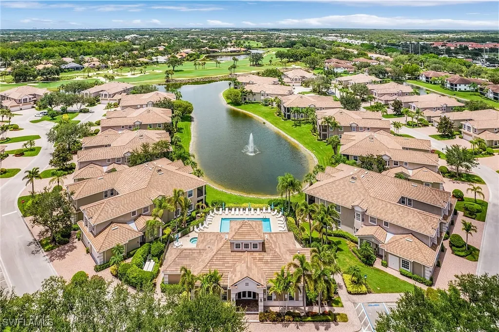 4728 Stratford Court Naples FL 34105