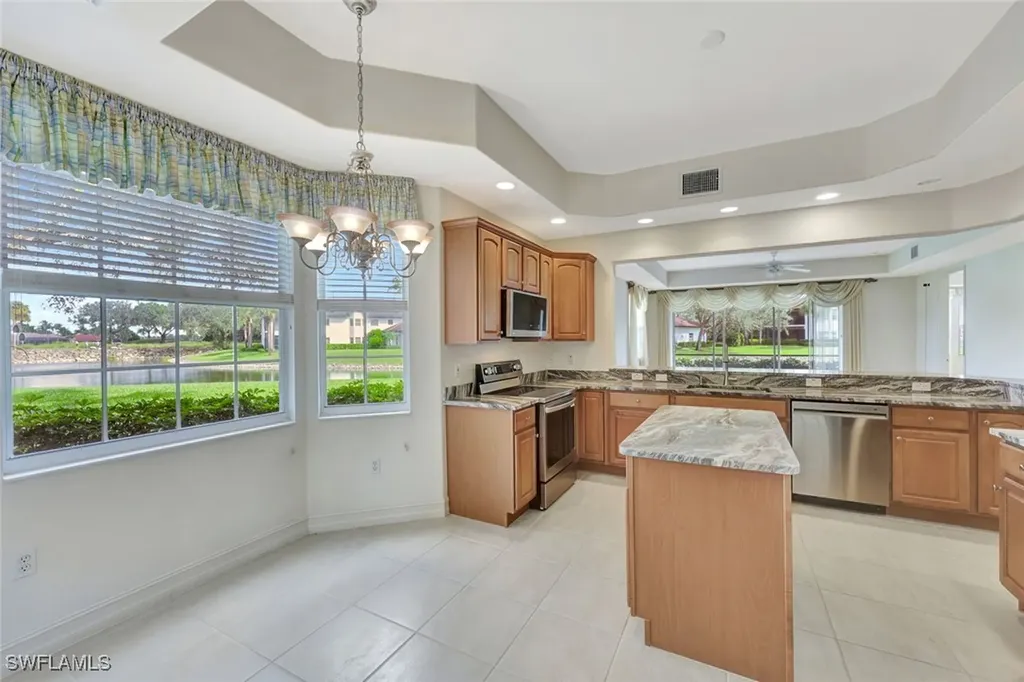4728 Stratford Court Naples FL 34105