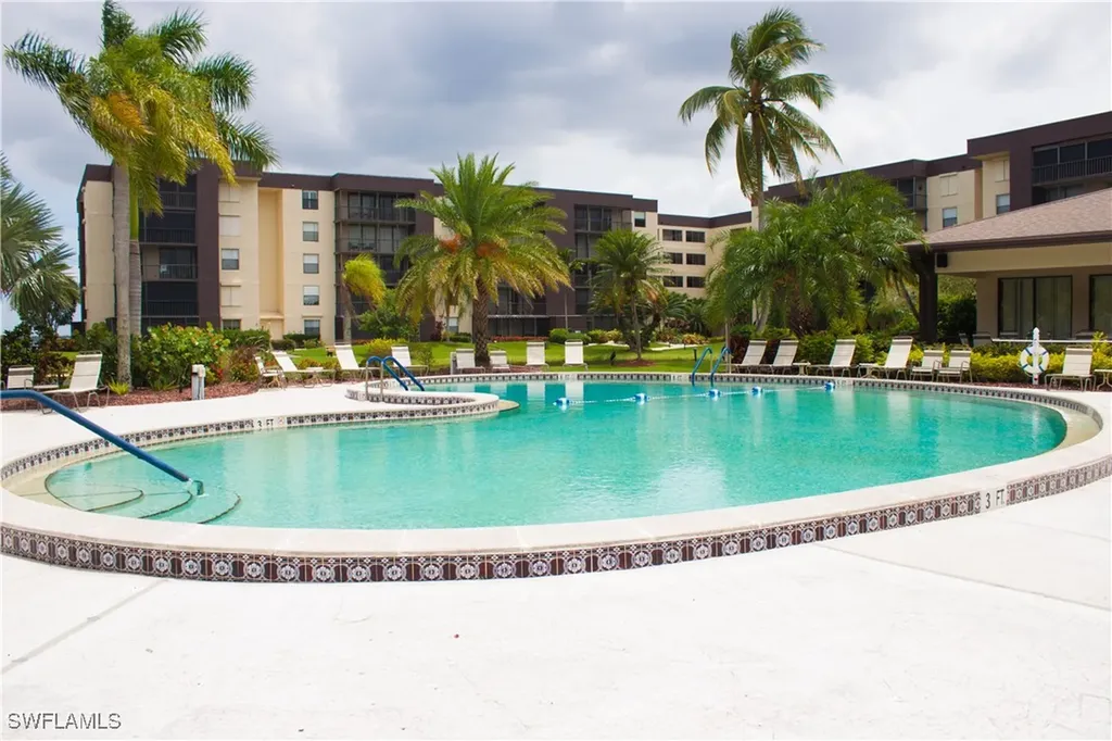 3490 N Key Drive North Fort Myers FL 33903