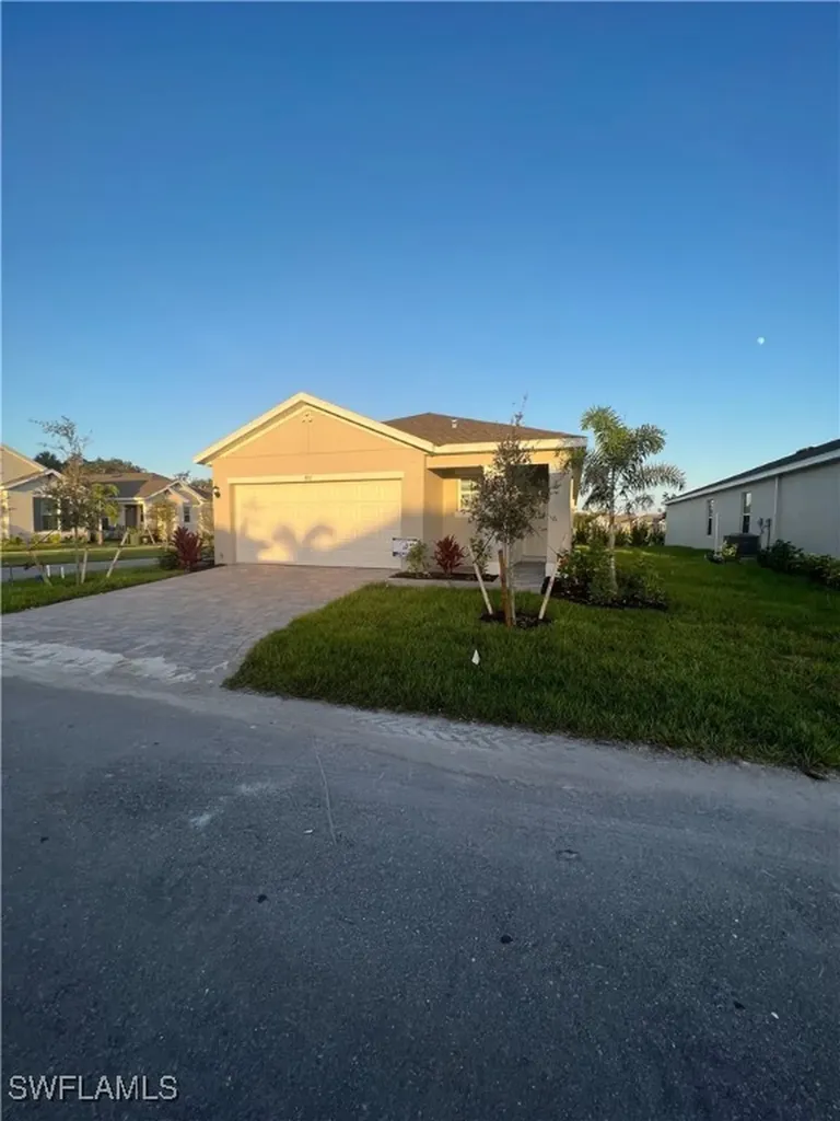 801 Serenity Lane Labelle FL 33935