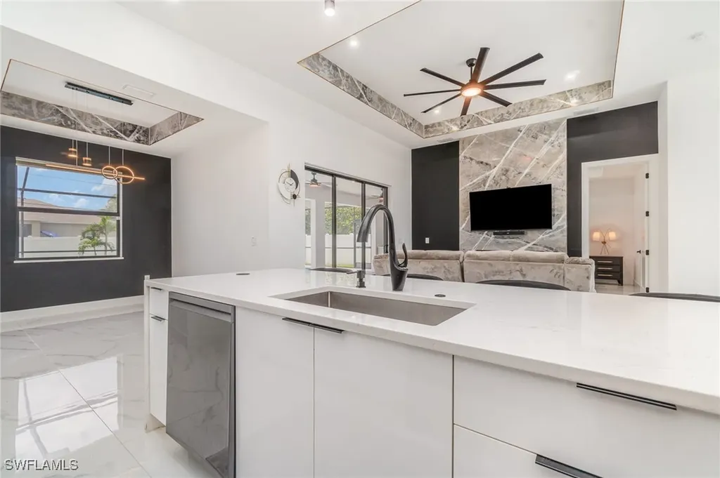 1406 SW 13th Street Cape Coral FL 33991