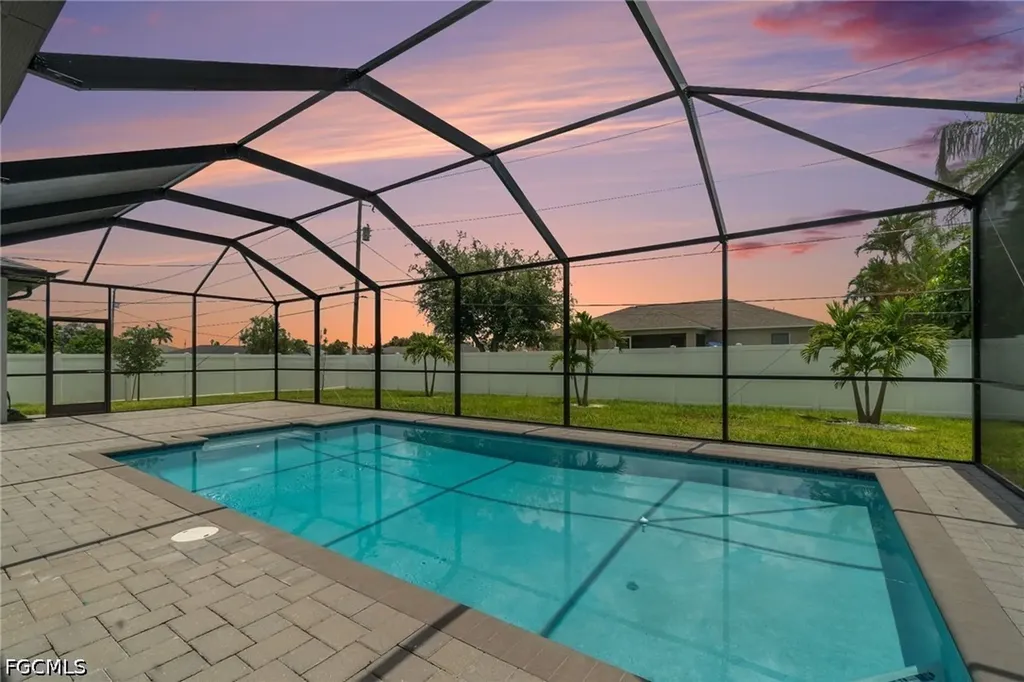 1406 SW 13th Street Cape Coral FL 33991