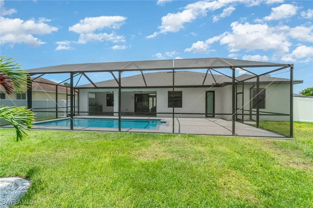 1406 SW 13th Street Cape Coral FL 33991