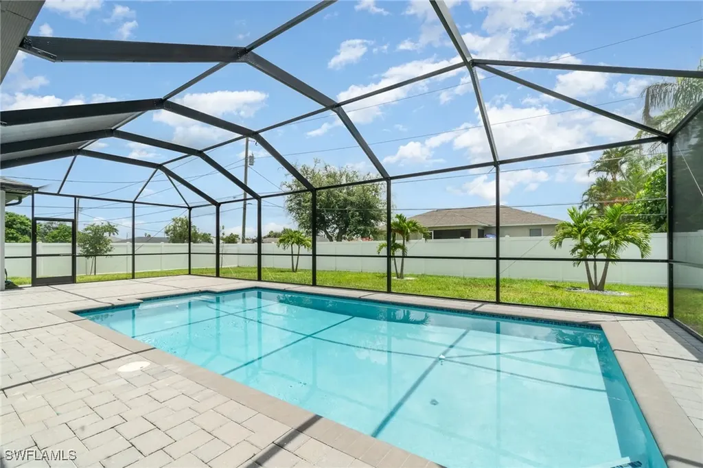 1406 SW 13th Street Cape Coral FL 33991