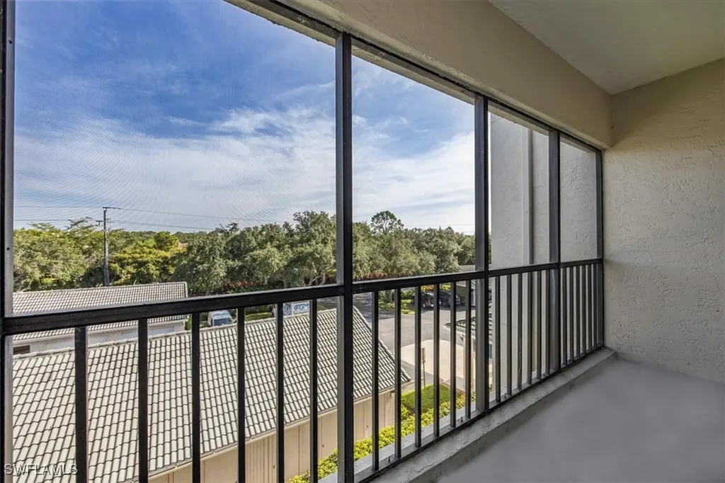 900 Arbor Lake Drive Naples FL 34110