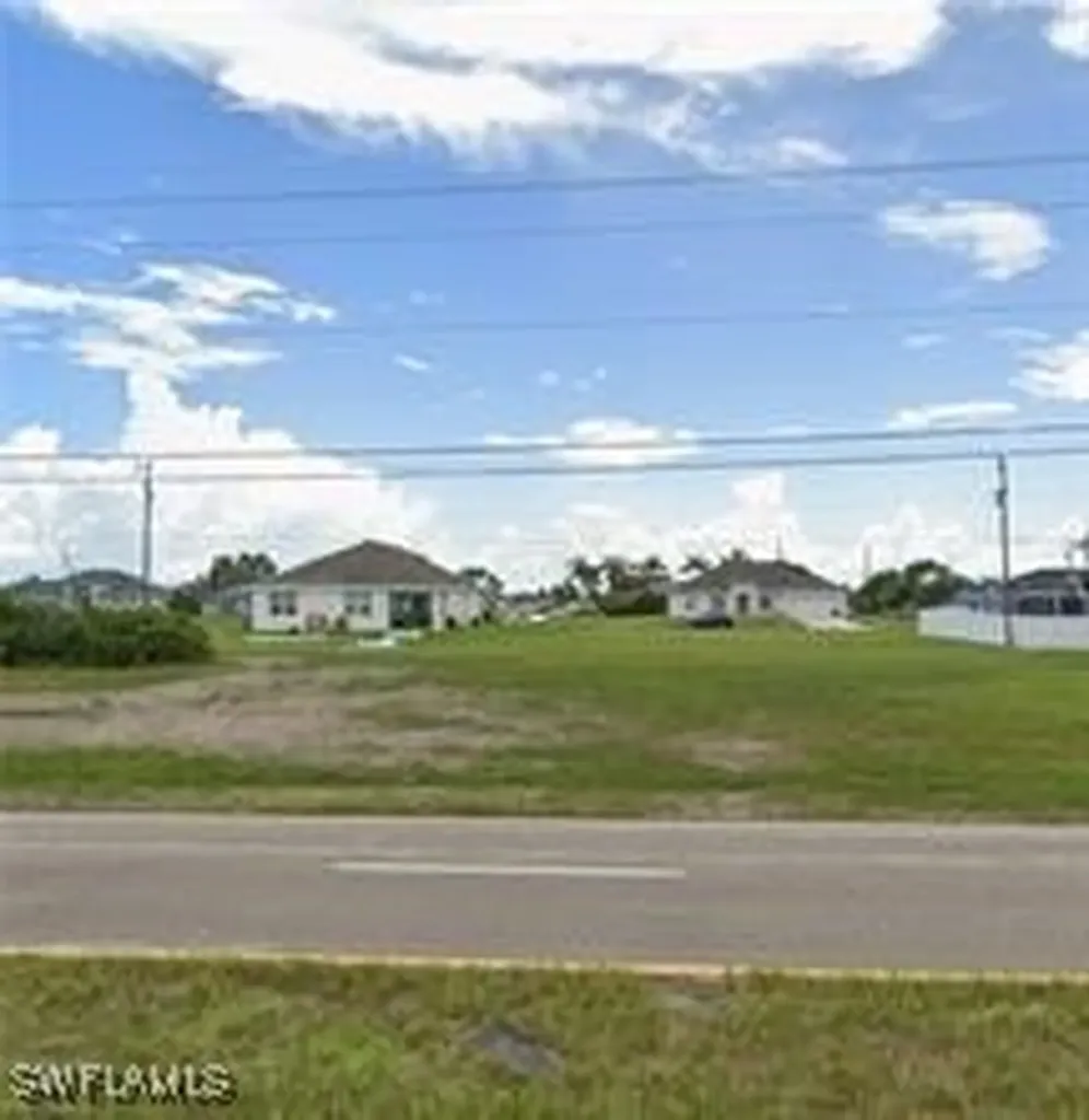 1027 Nelson Road N Cape Coral FL 33993