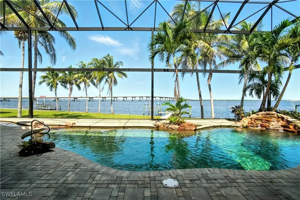 1200 Walden Drive Fort Myers FL 33901