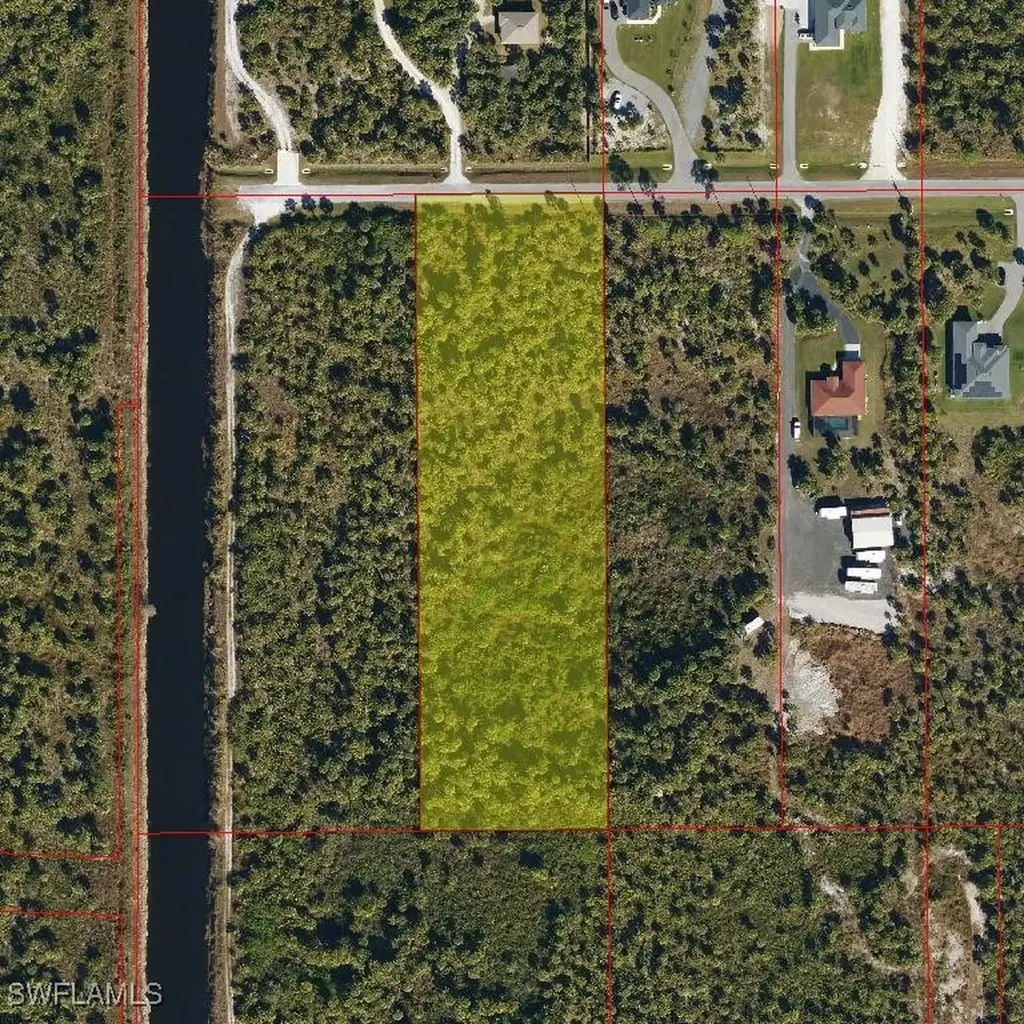 36 SE Avenue Naples FL 34117