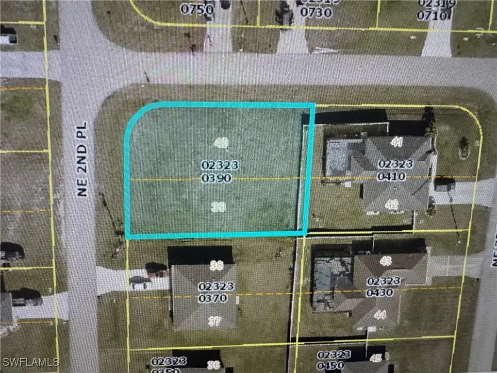 3013 NE 2nd Place Cape Coral FL 33909