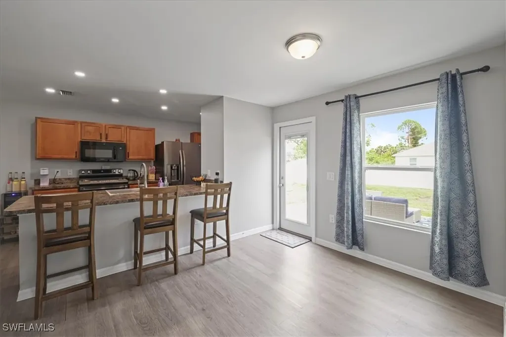 3705 NE 15th Place Cape Coral FL 33909