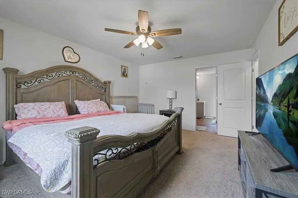 3705 NE 15th Place Cape Coral FL 33909