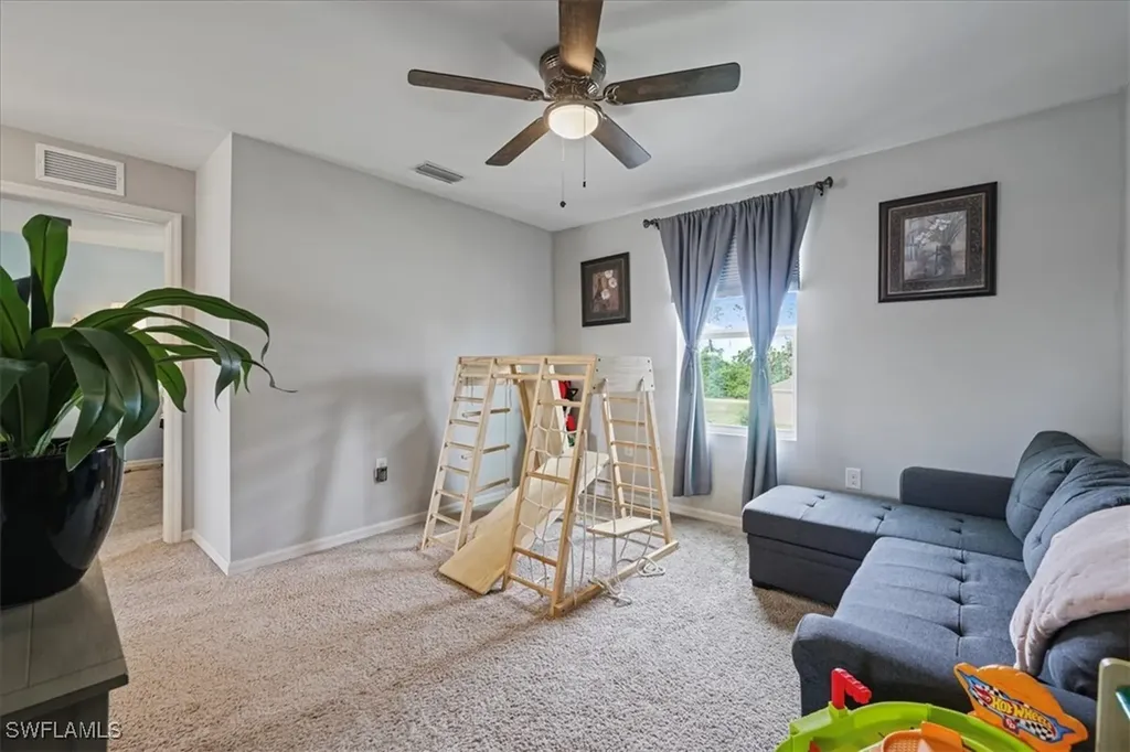 3705 NE 15th Place Cape Coral FL 33909