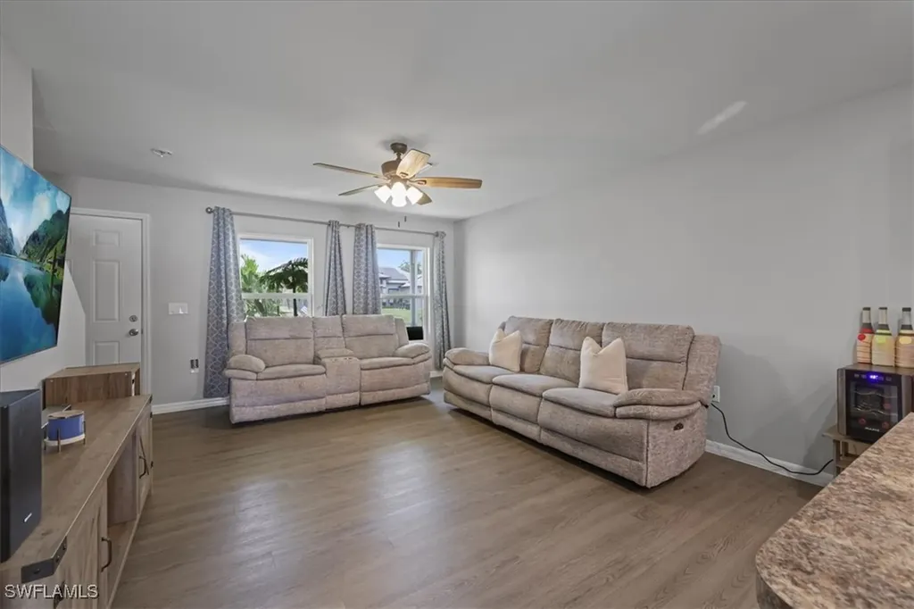 3705 NE 15th Place Cape Coral FL 33909