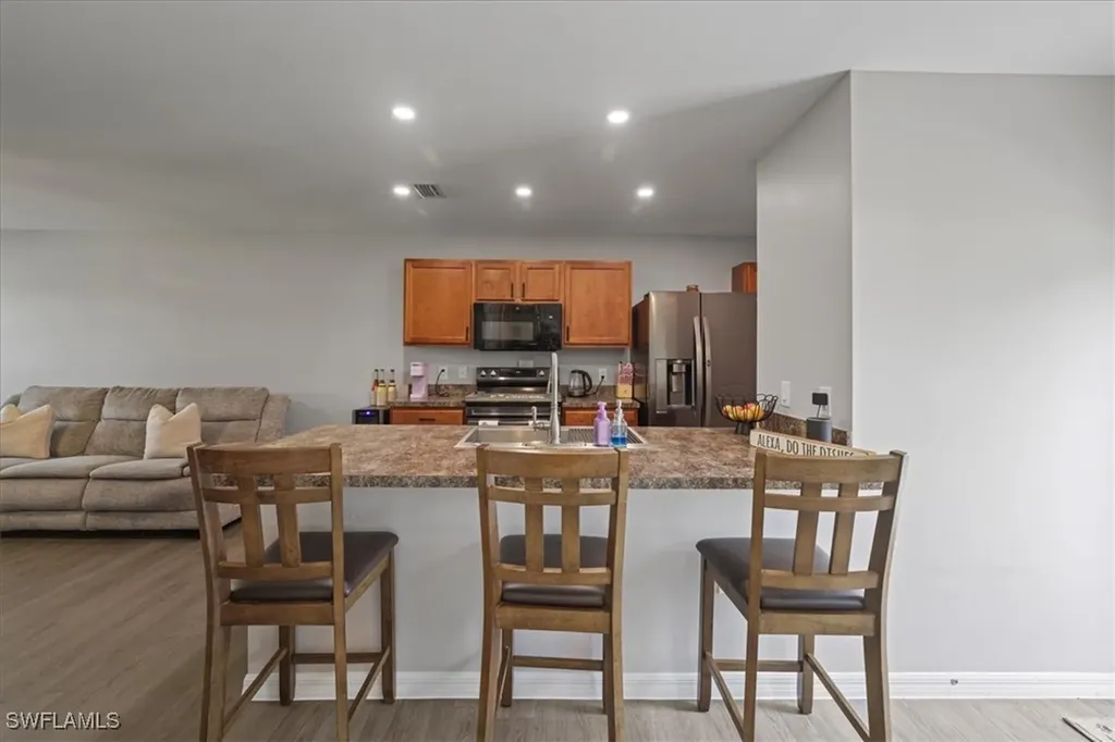 3705 NE 15th Place Cape Coral FL 33909