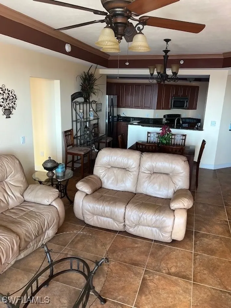 2743 1st Street Fort Myers FL 33916