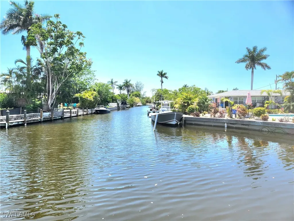 2840 Shoreview Drive Naples FL 34112