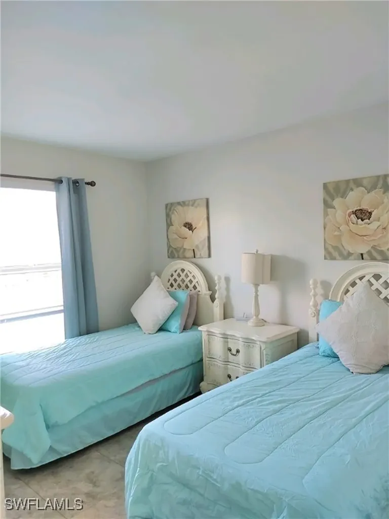 2840 Shoreview Drive Naples FL 34112