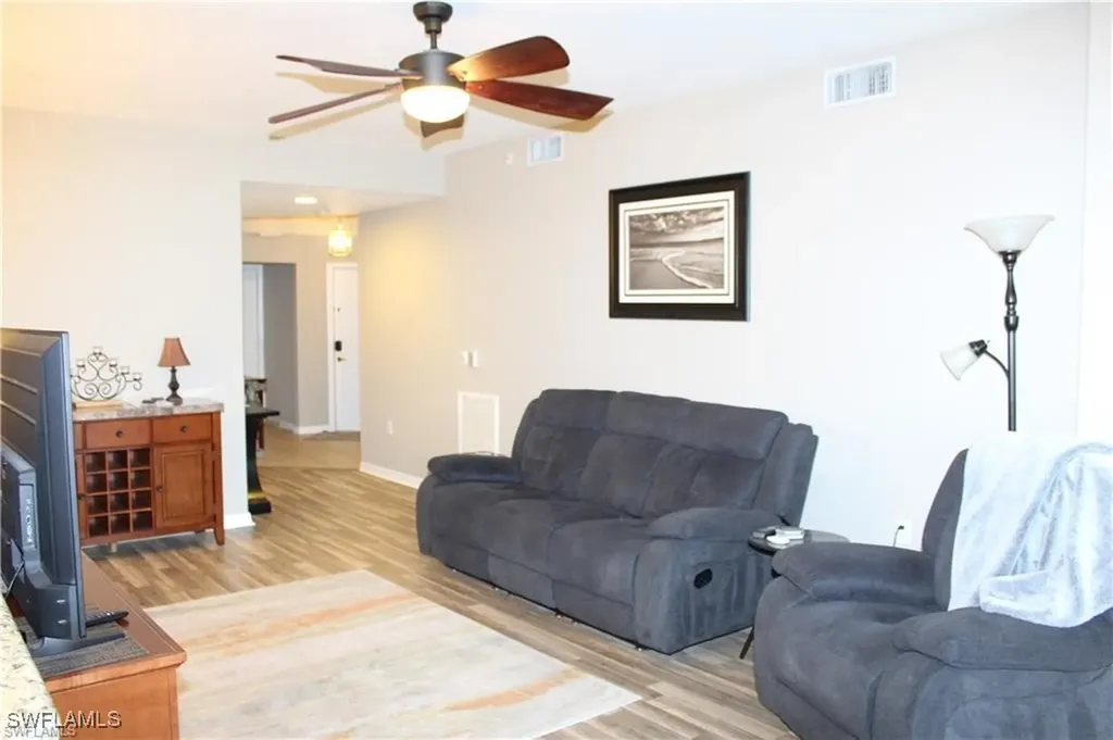 1400 Tiffany Lane Naples FL 34105