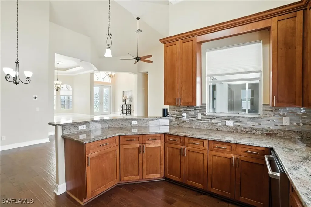 113 SE 28th Terrace Cape Coral FL 33904