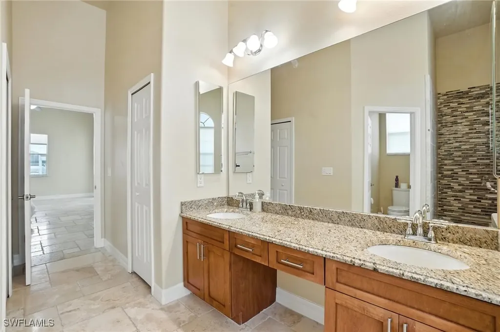 113 SE 28th Terrace Cape Coral FL 33904