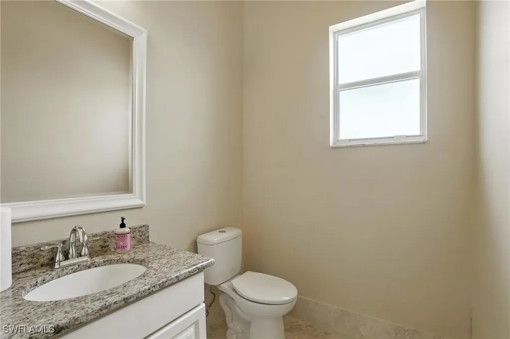 113 SE 28th Terrace Cape Coral FL 33904