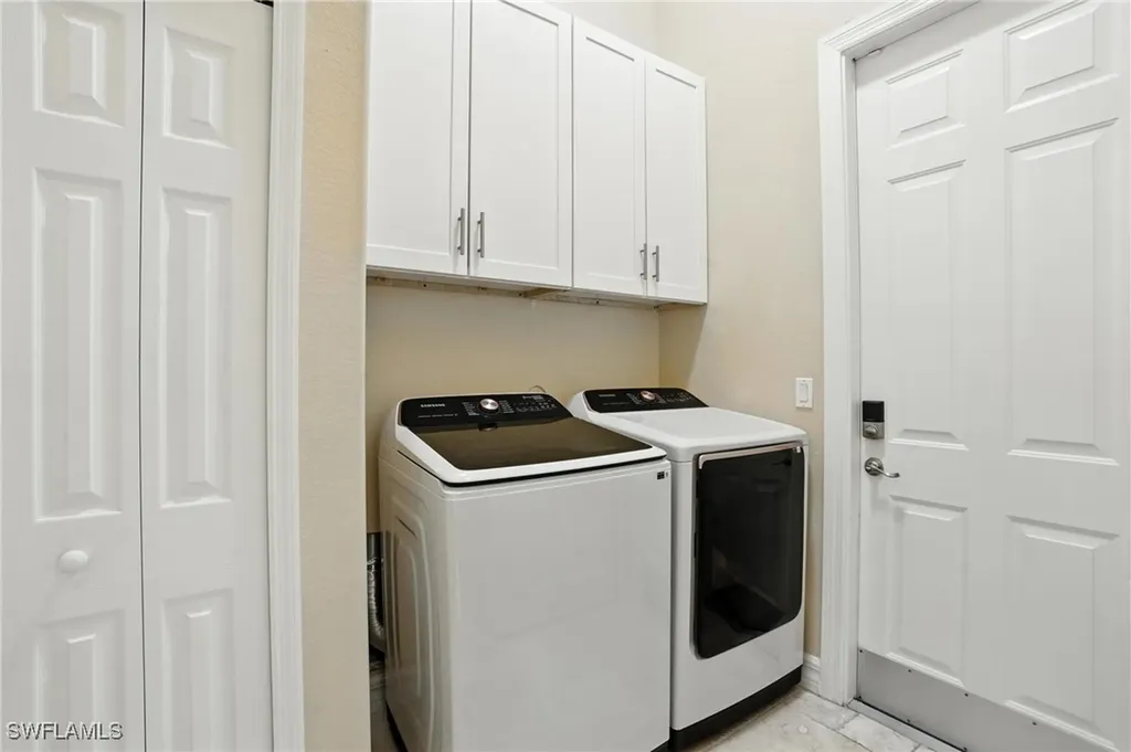 113 SE 28th Terrace Cape Coral FL 33904