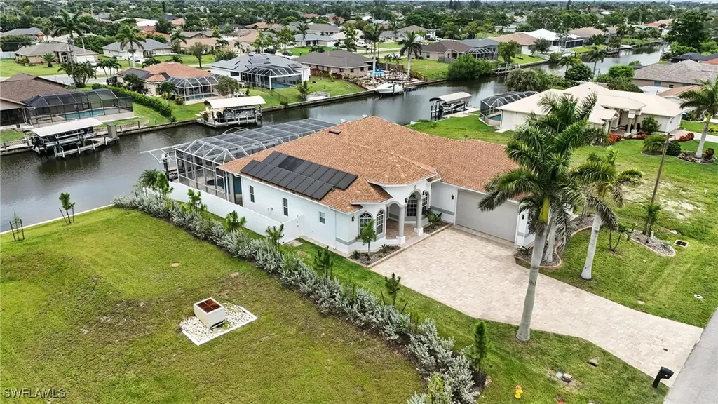 113 SE 28th Terrace Cape Coral FL 33904