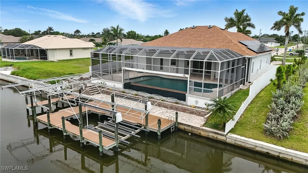 113 SE 28th Terrace Cape Coral FL 33904