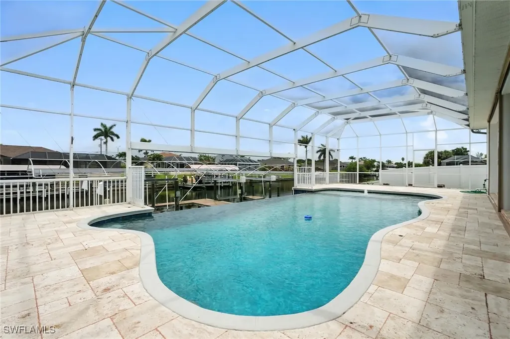 113 SE 28th Terrace Cape Coral FL 33904