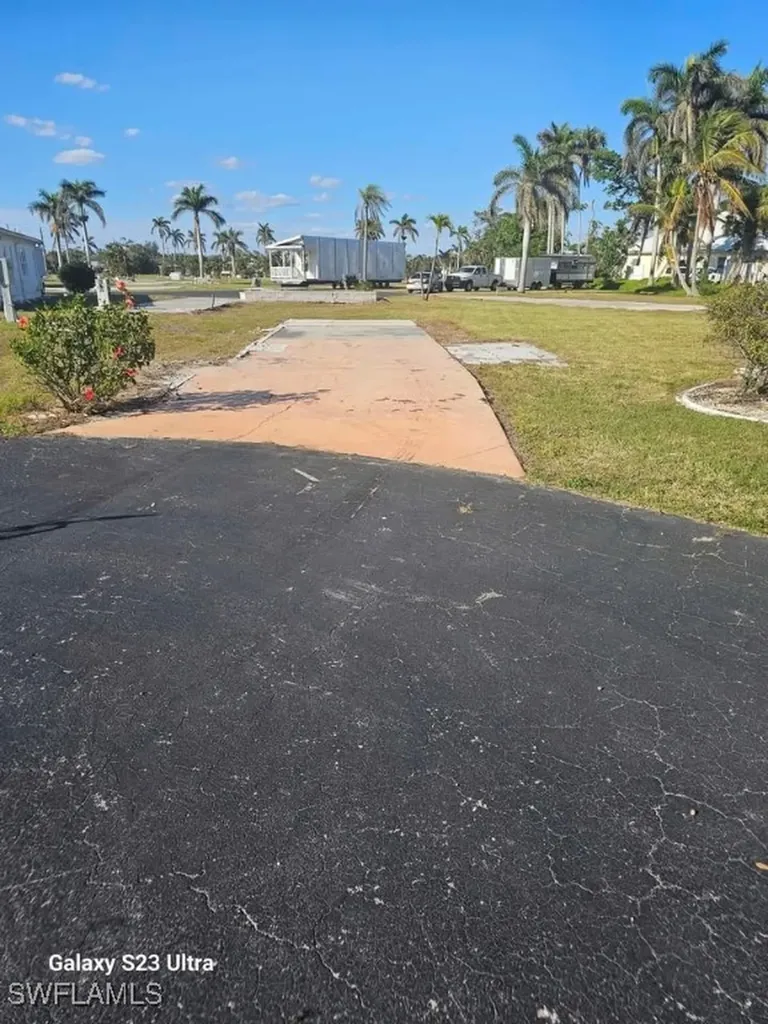 119 Ash Lane Fort Myers FL 33908