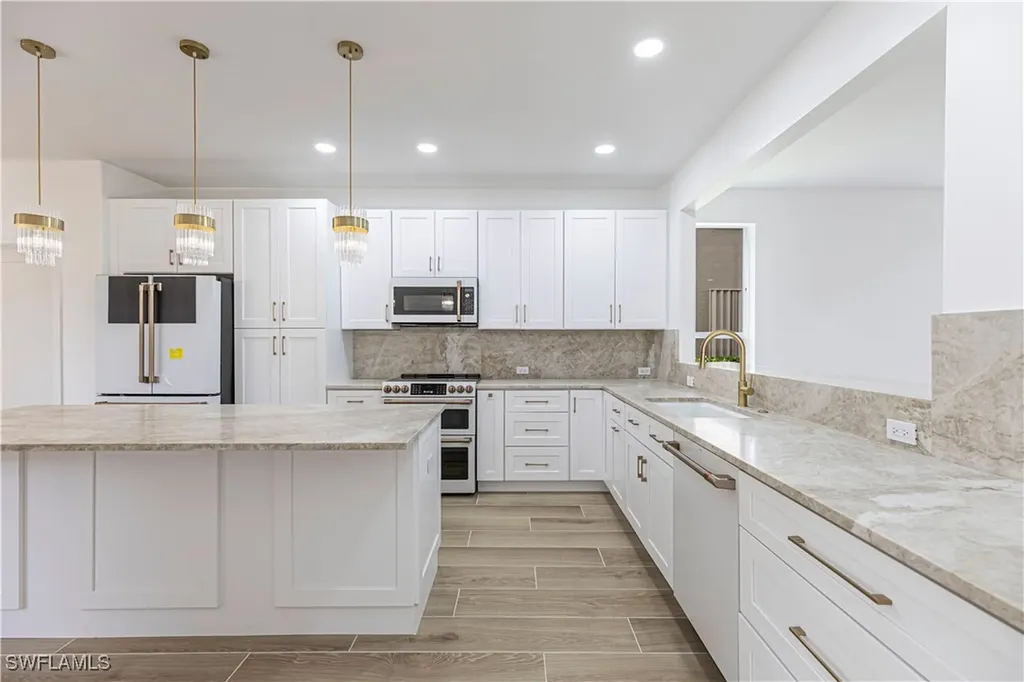9217 Troon Lakes Drive Naples FL 34109