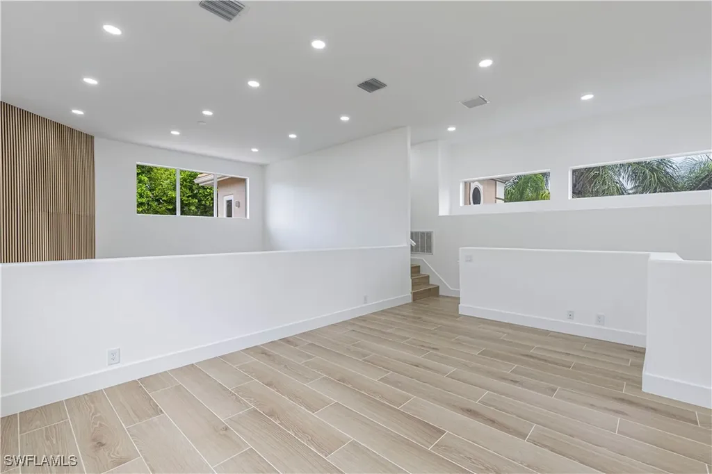 9217 Troon Lakes Drive Naples FL 34109