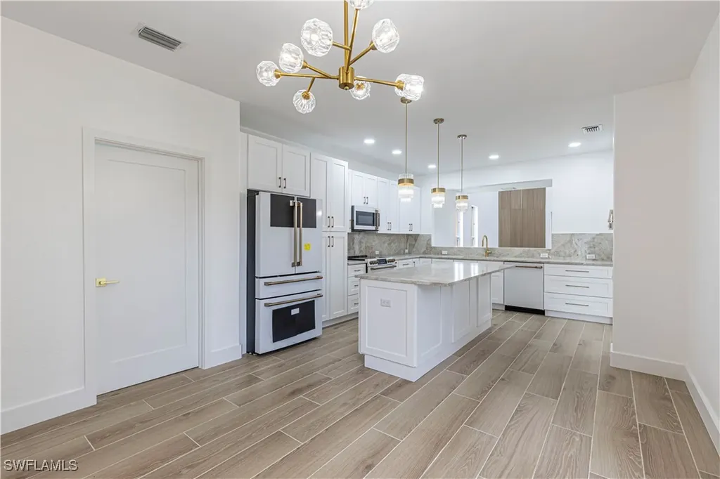 9217 Troon Lakes Drive Naples FL 34109