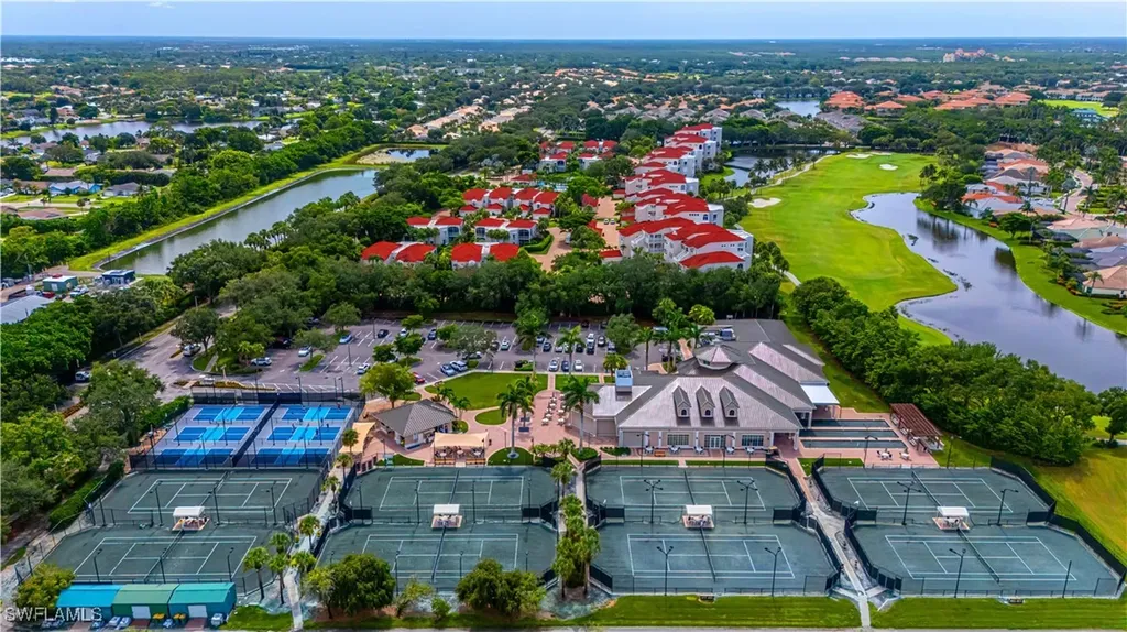 9217 Troon Lakes Drive Naples FL 34109