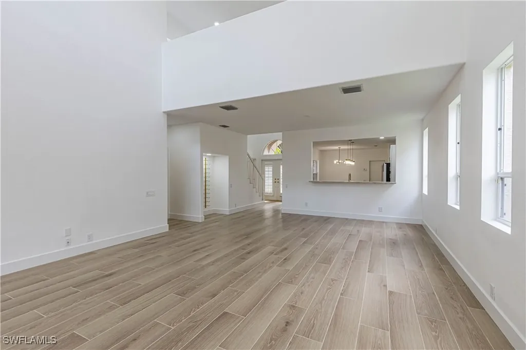 9217 Troon Lakes Drive Naples FL 34109
