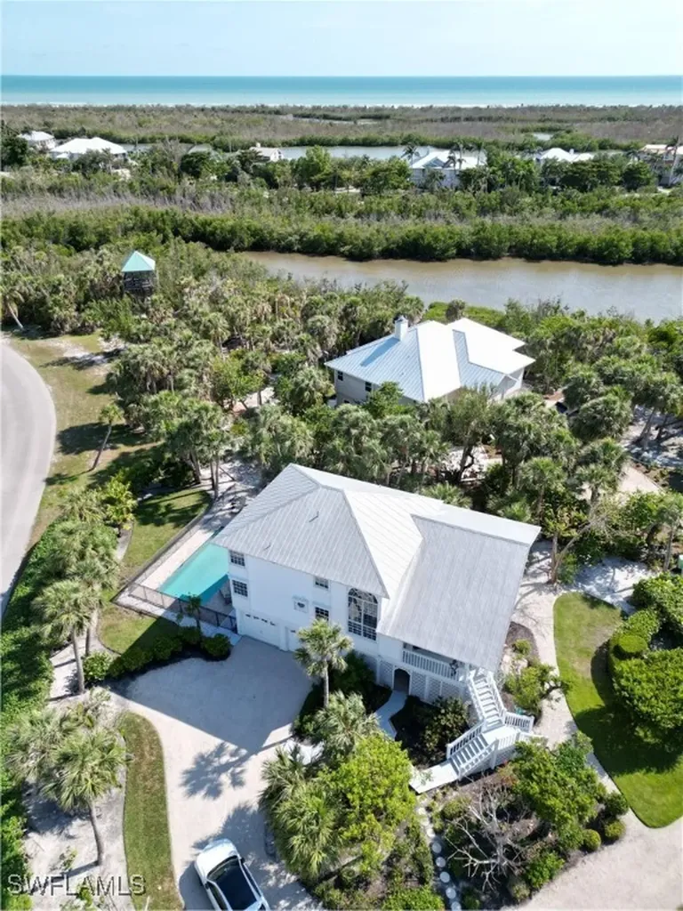 1986 My Tern Court Sanibel FL 33957