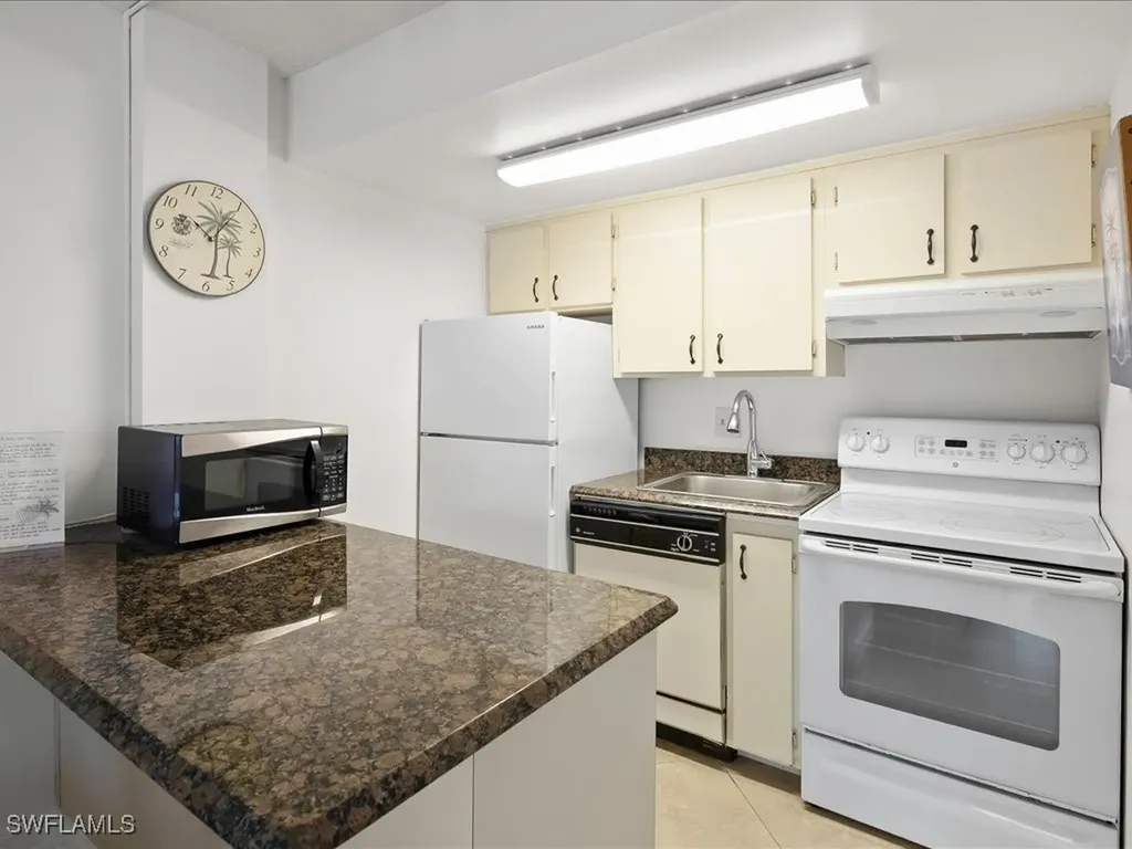 1 Bluebill Avenue Naples FL 34108