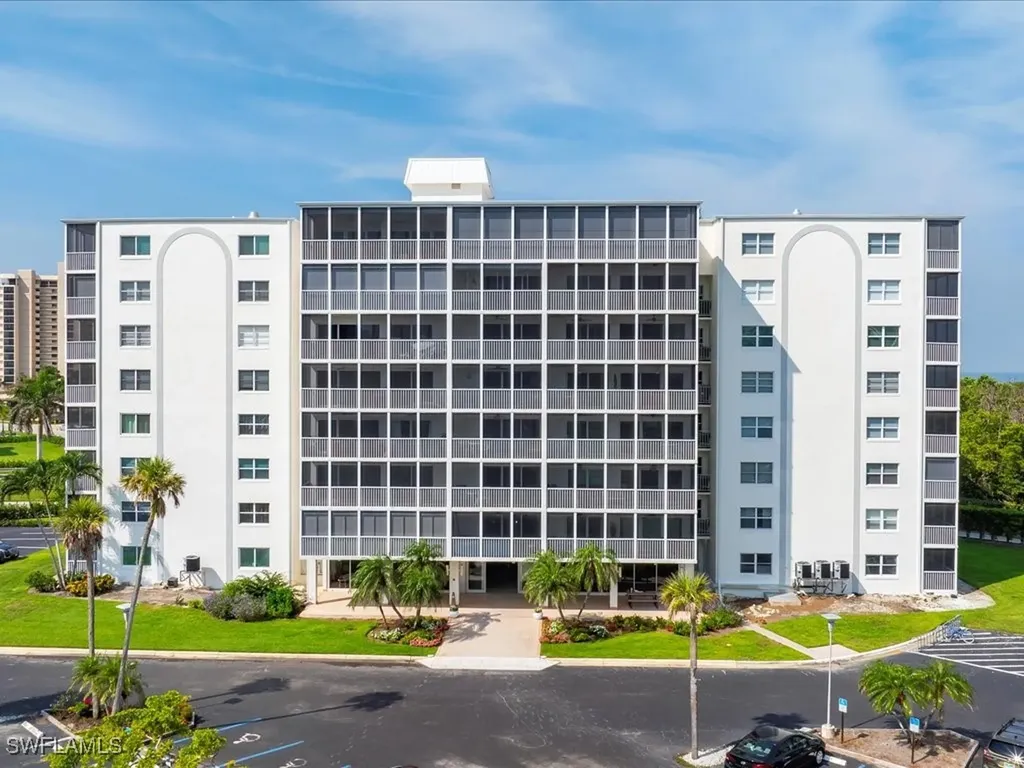 1 Bluebill Avenue Naples FL 34108