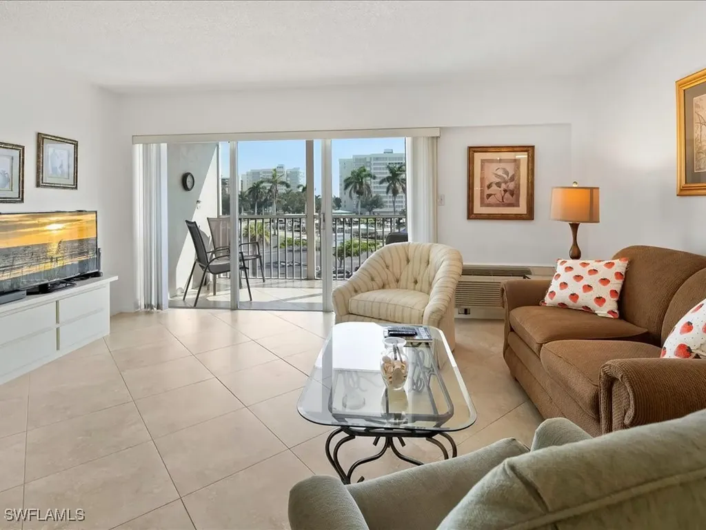 1 Bluebill Avenue Naples FL 34108