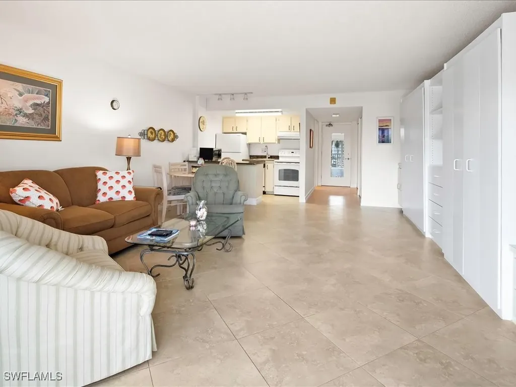 1 Bluebill Avenue Naples FL 34108