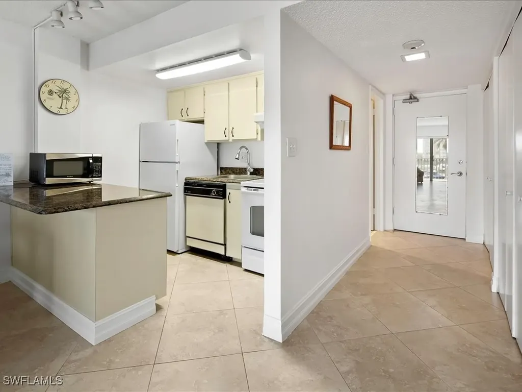 1 Bluebill Avenue Naples FL 34108