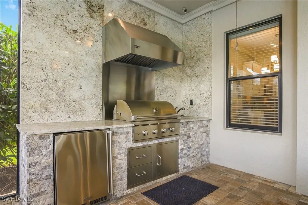 9126 Trivoli Terrace Naples FL 34119
