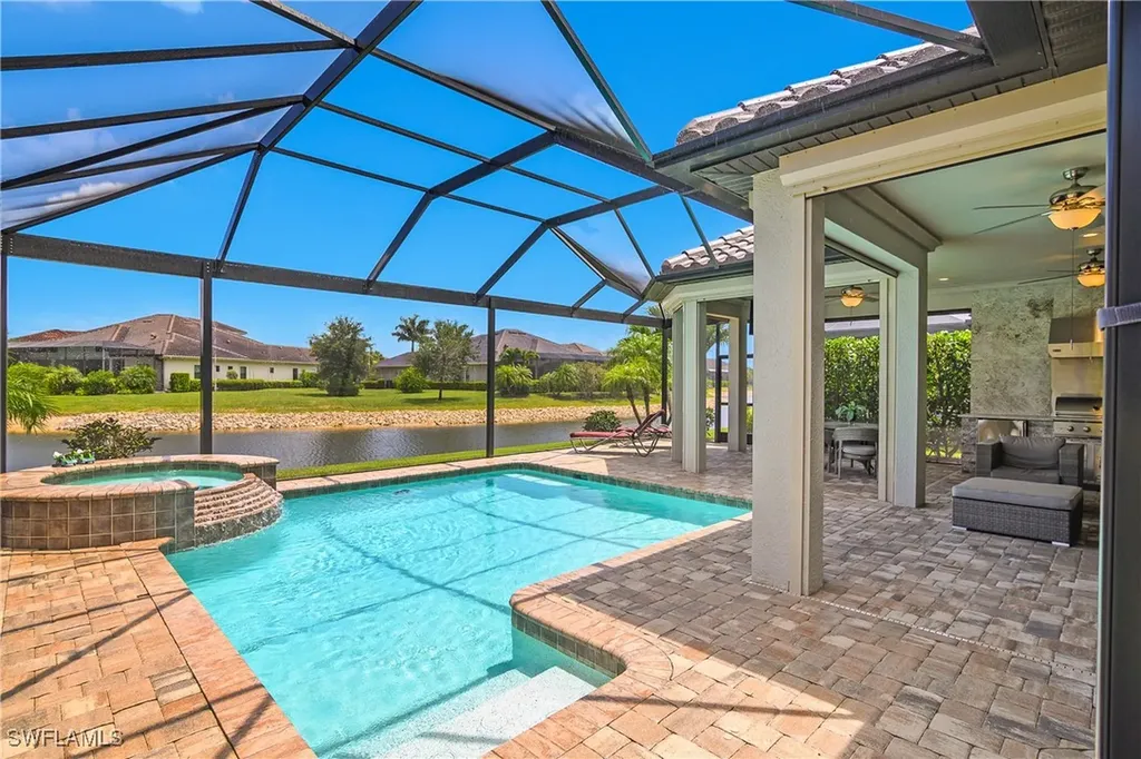 9126 Trivoli Terrace Naples FL 34119