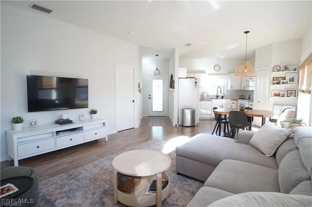 10740 Pearl Bay Circle Estero FL 33928