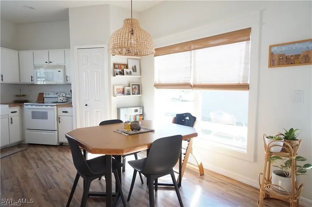 10740 Pearl Bay Circle Estero FL 33928