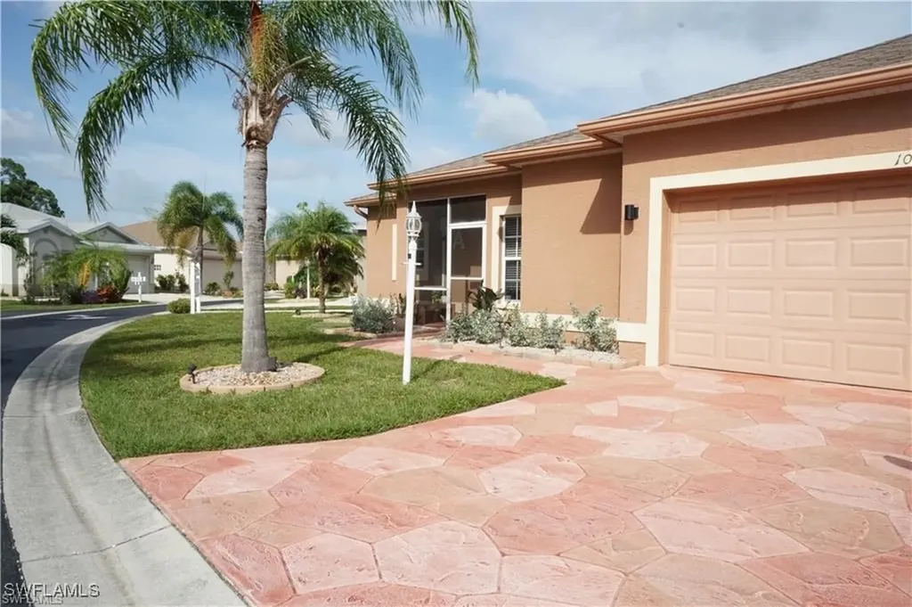 10740 Pearl Bay Circle Estero FL 33928