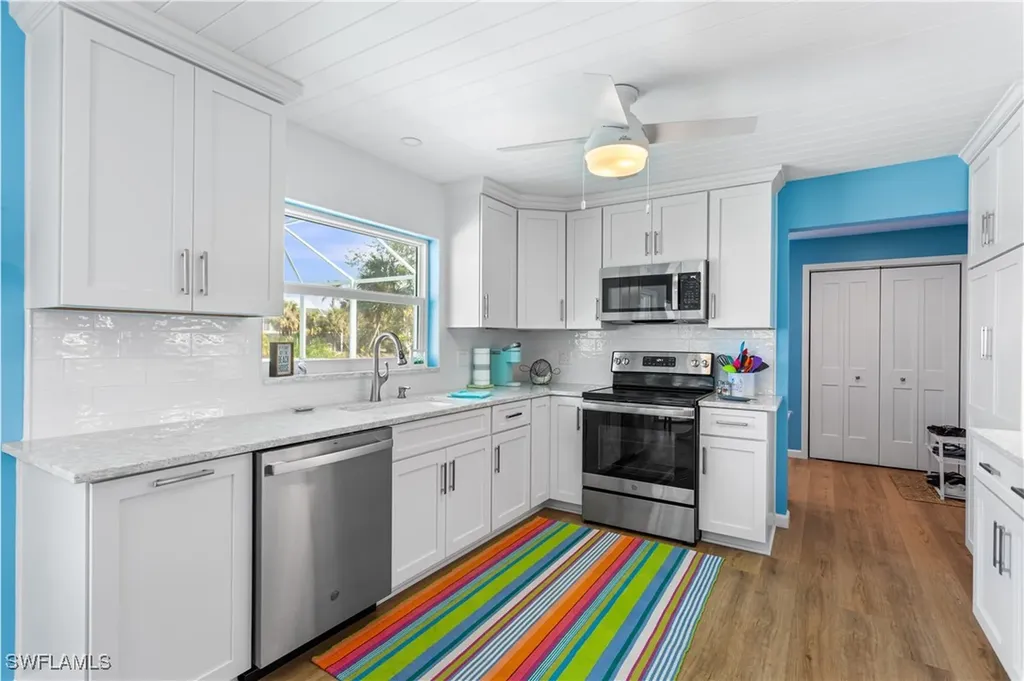 566 Boulder Drive Sanibel FL 33957