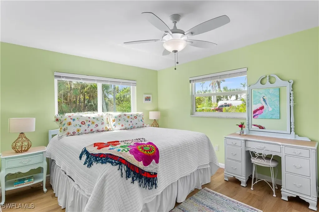 566 Boulder Drive Sanibel FL 33957